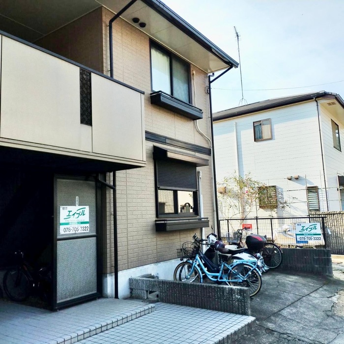 駐輪場 イルマーレ須磨浦