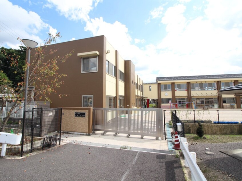 志津こども園(幼稚園/保育園)まで800m フローリッシュガーデン青地