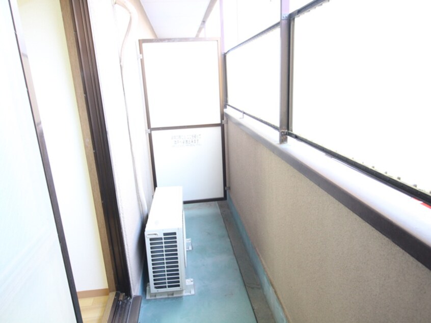 ベランダ・バルコニー メニ－ロ－ザ甲東園