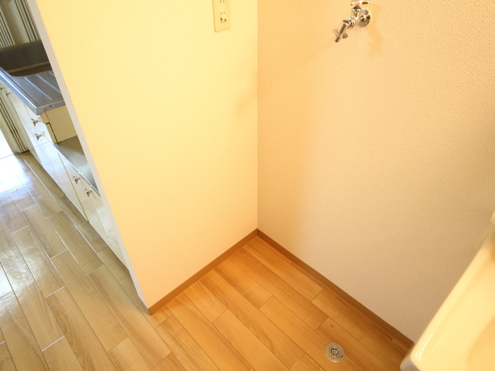 洗濯機置場 メニ－ロ－ザ甲東園