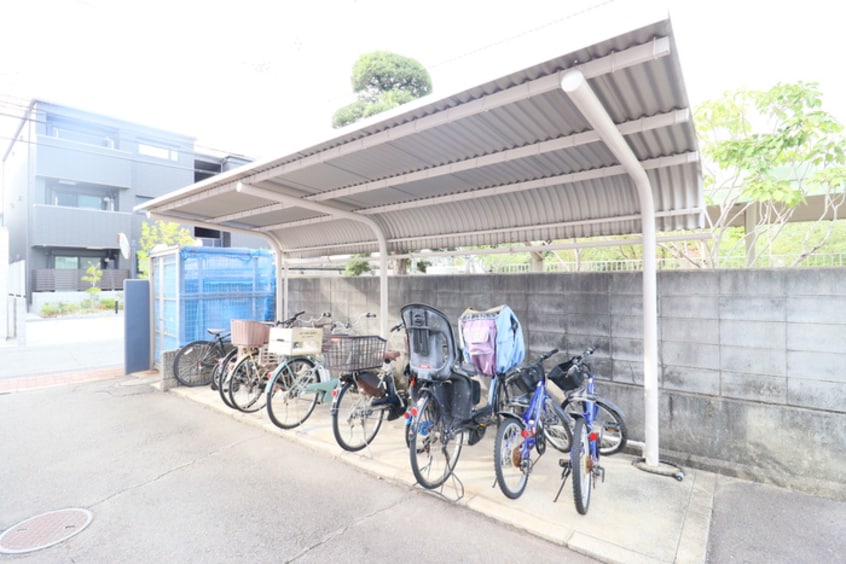 駐輪場 レクシア熊野町