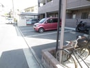 駐車場 新風館