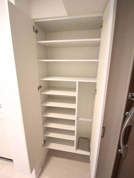 靴箱 ｴｽﾌﾟﾚｲｽ大阪城ｻｳｽｺﾝﾌｫｰﾄ(907)