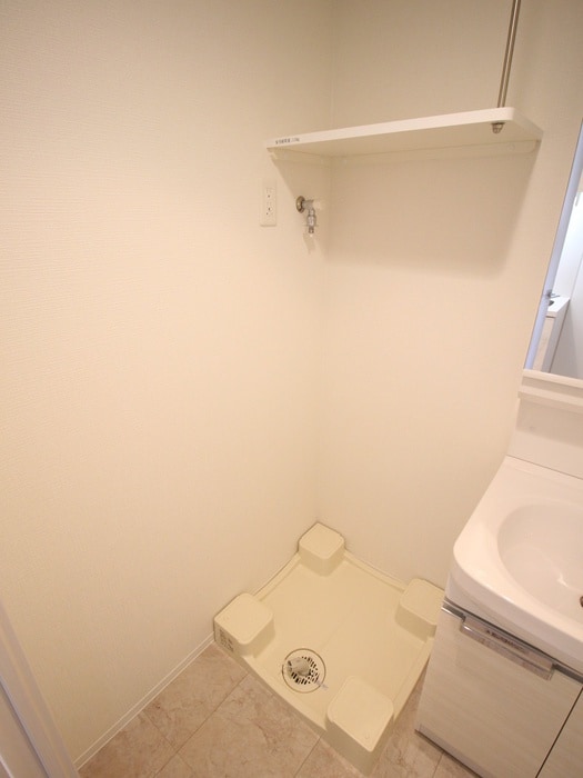 洗濯機置場 ｴｽﾌﾟﾚｲｽ大阪城ｻｳｽｺﾝﾌｫｰﾄ(907)