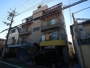 ハイツ東有岡