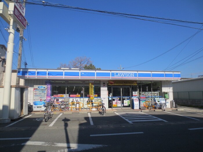 ローソン枚方養父丘店(コンビニ)まで145m 吉村ハイツ