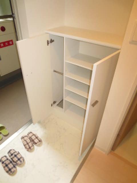 靴箱 小西マンション