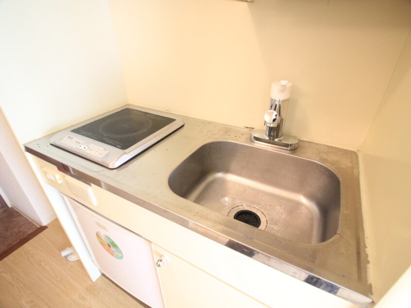 キッチン フロ－ライト関大前