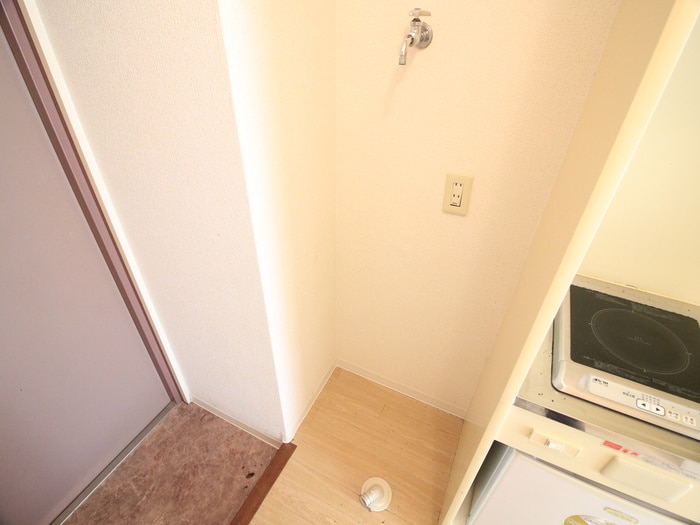 洗濯機置場 フロ－ライト関大前