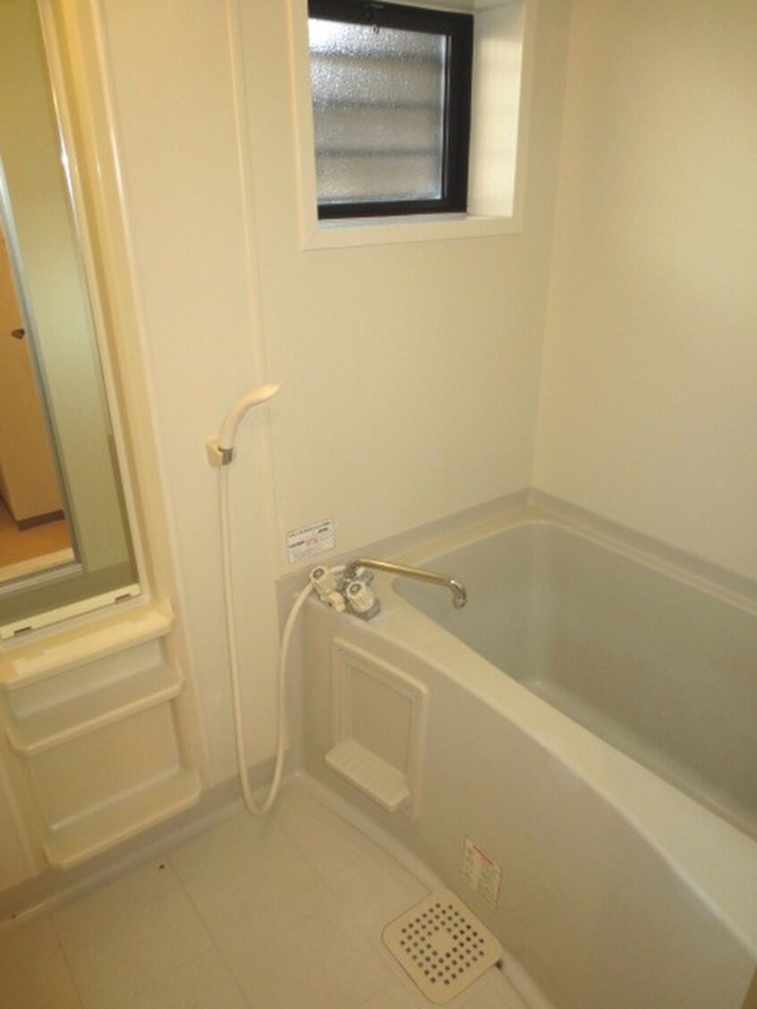 バス／シャワールーム等 ガ－デンパレス宮下Ａ棟