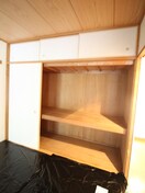 収納 ルミエ－ル山下