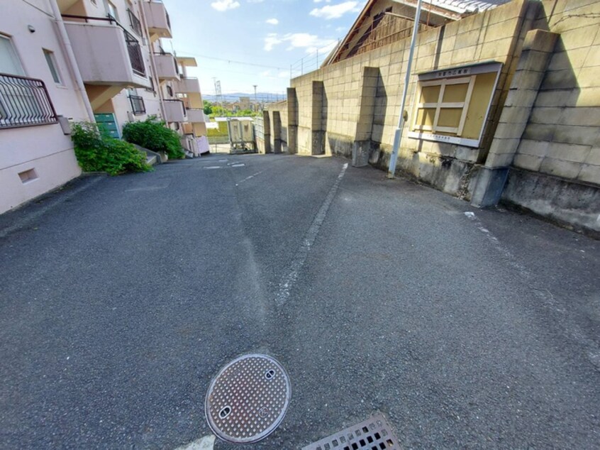 駐車場 伴コーポラス