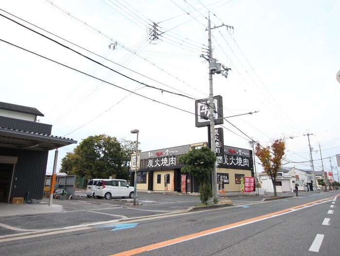 牛角　貝塚店(その他飲食（ファミレスなど）)まで200m サンフル－レ