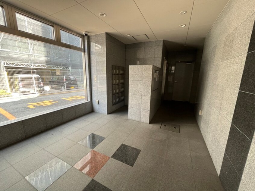 エントランス部分 コルテ・ビラ－ジュ