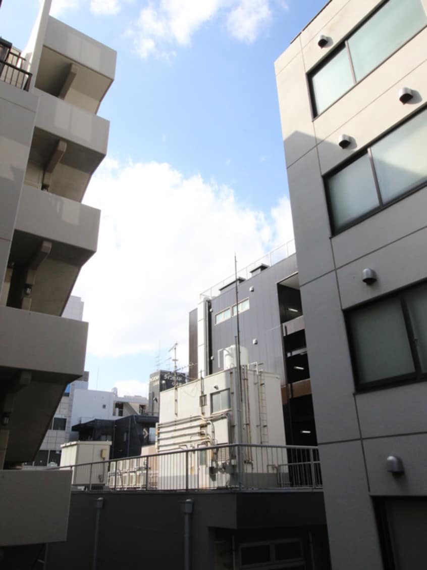 室内からの展望 La Douceur心斎橋