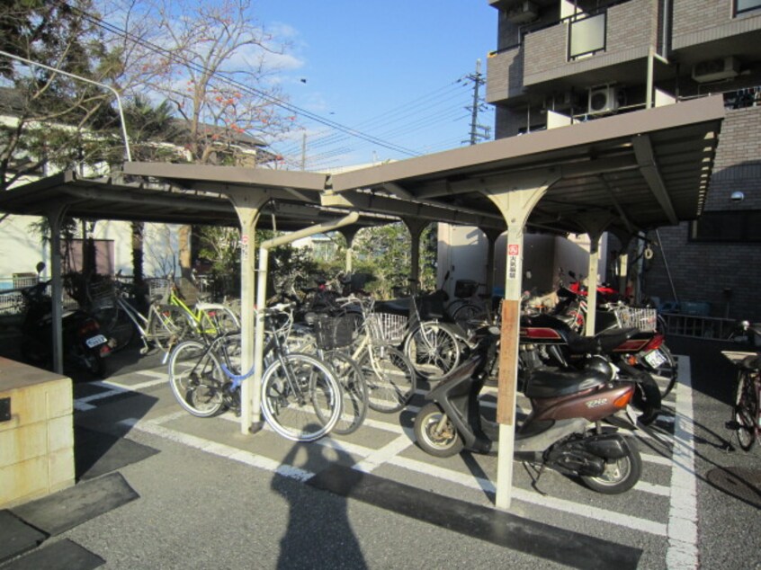 駐輪場 センターコート