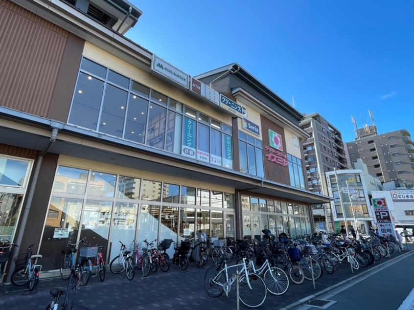 イズミヤ堀川丸太町店(スーパー)まで300m コンフォール辻本