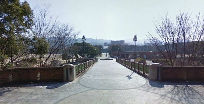 寝屋川公園(公園)まで650m フィ－ルド夢運