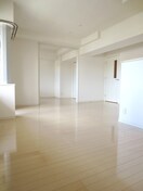 居室 クロスレジデンス大阪新町