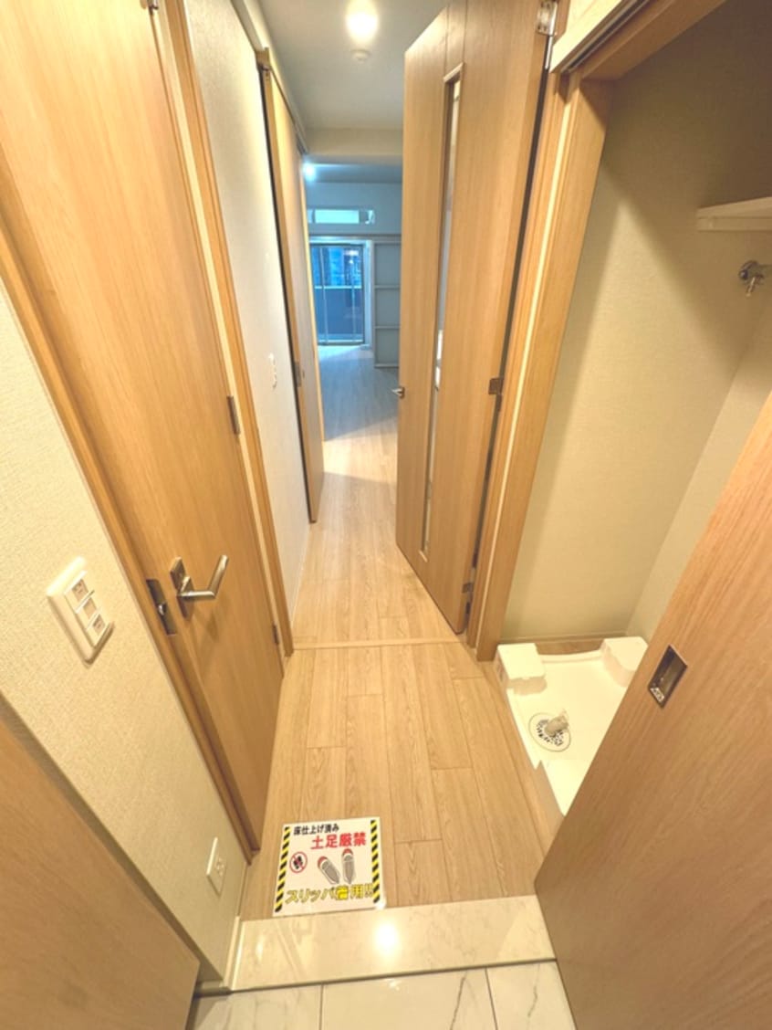 廊下 リビオメゾン新大阪