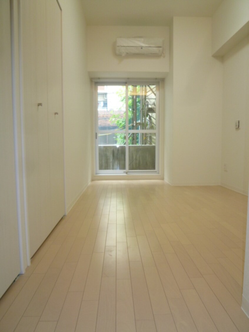 居室 オリエンタル江坂