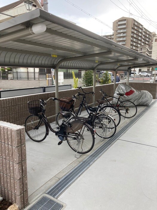 駐輪場 ルミウスV