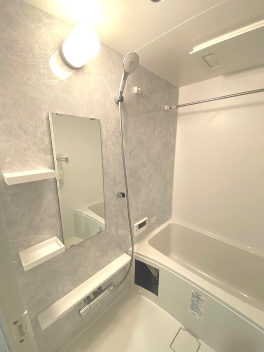 バス／シャワールーム等 ｺﾝﾌｫﾘｱ･ﾘｳﾞ新大阪西宮原ｿﾙﾃﾗｽ