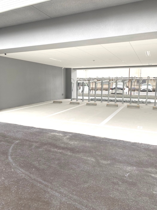 駐車場 ｺﾝﾌｫﾘｱ･ﾘｳﾞ新大阪西宮原ｿﾙﾃﾗｽ