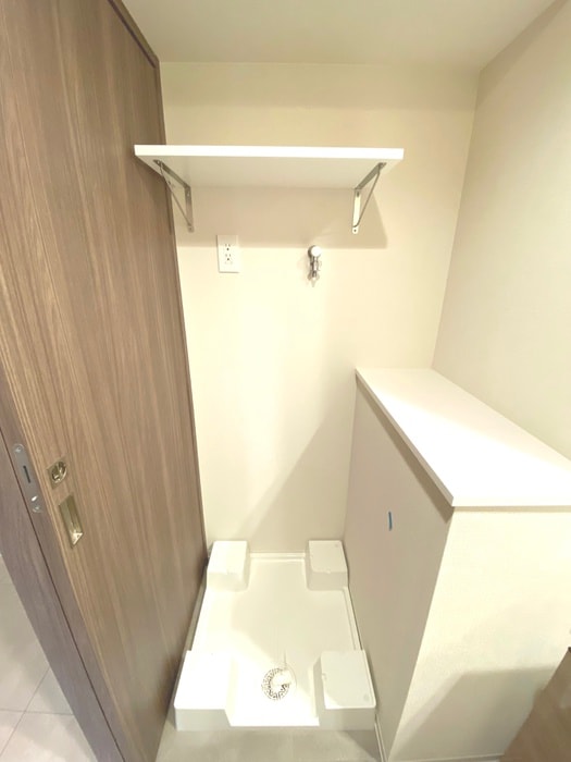 洗濯機置場 ｺﾝﾌｫﾘｱ･ﾘｳﾞ新大阪西宮原ｿﾙﾃﾗｽ