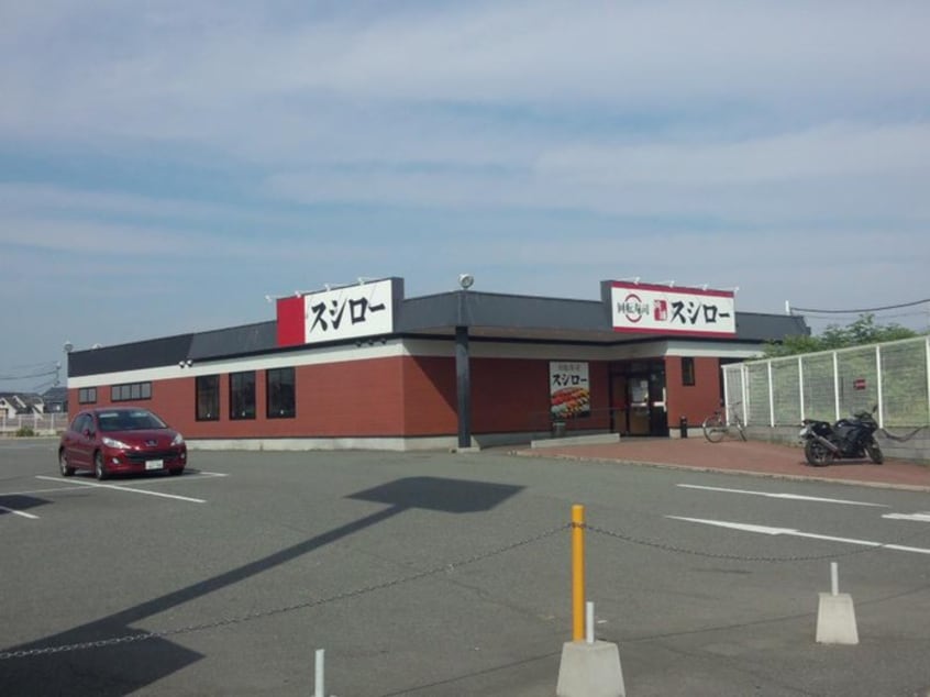 スシロー(その他飲食（ファミレスなど）)まで800m フラットＦ
