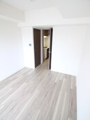 居室 ﾌﾟﾚｻﾝｽ梅田北ｵｰﾙ（908）