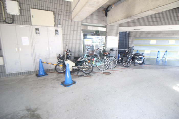 駐輪場 ジャルダン三田3番館