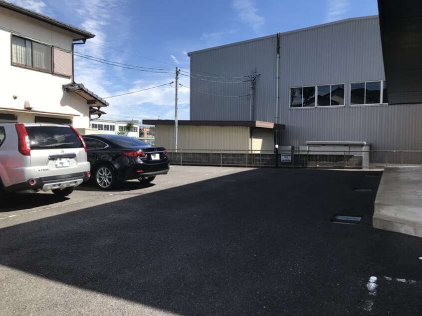 駐車場 ヴィラージュ美崎