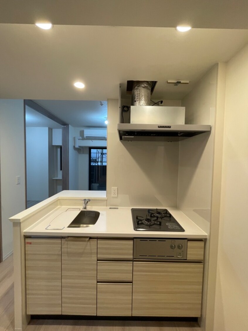 キッチン ｺﾝﾌｫﾘｱ･ﾘｳﾞ博労町一丁目Q