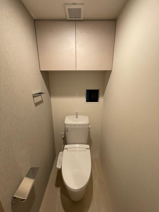 トイレ ｺﾝﾌｫﾘｱ･ﾘｳﾞ博労町一丁目Q