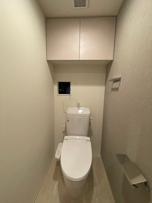 トイレ ｺﾝﾌｫﾘｱ･ﾘｳﾞ博労町一丁目Q