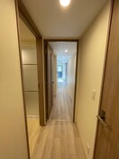 廊下 ｺﾝﾌｫﾘｱ･ﾘｳﾞ博労町一丁目Q