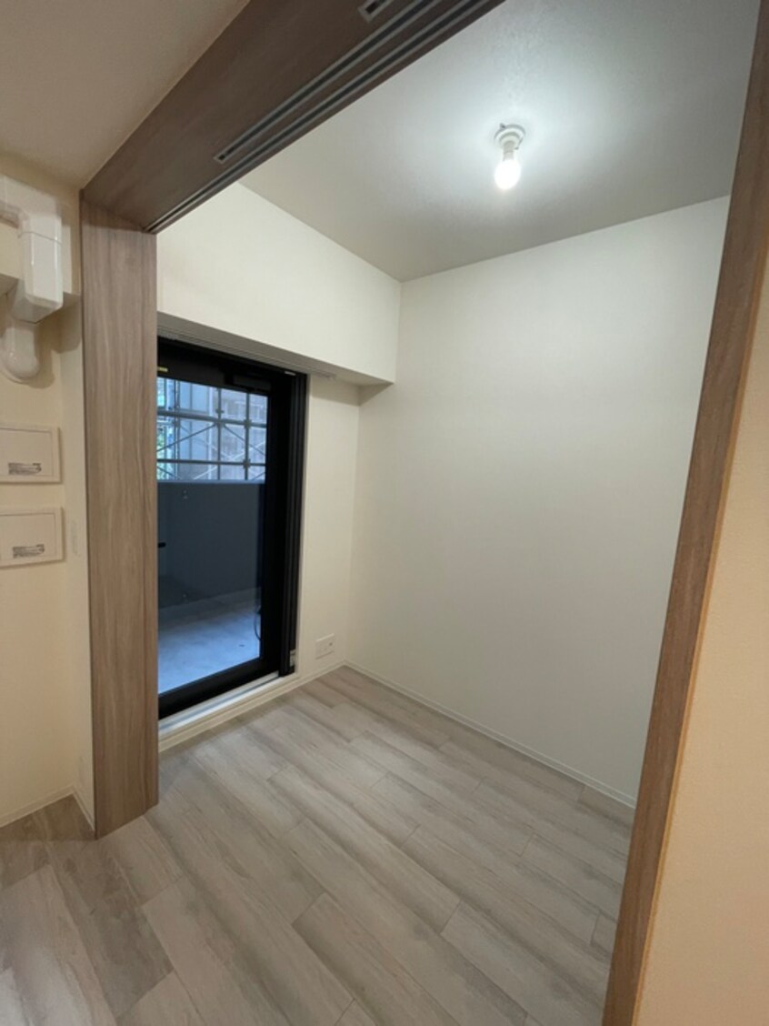 居室 ｺﾝﾌｫﾘｱ･ﾘｳﾞ博労町一丁目Q