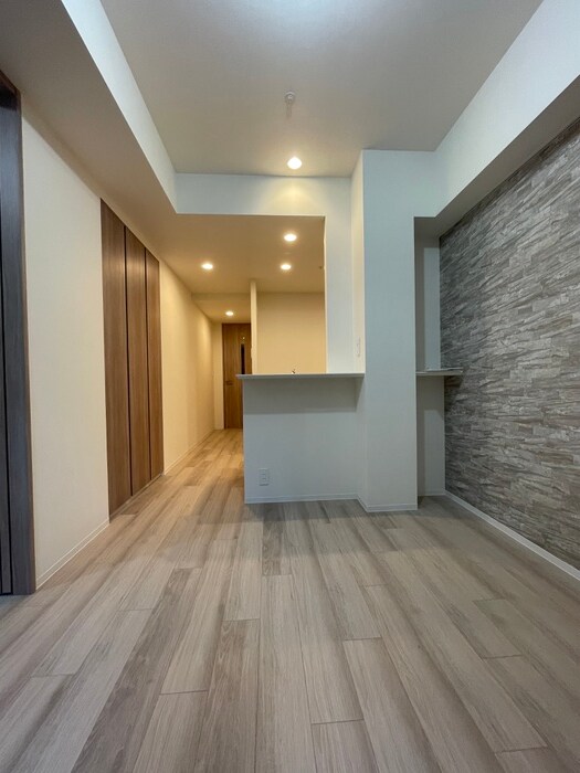 居室 ｺﾝﾌｫﾘｱ･ﾘｳﾞ博労町一丁目Q