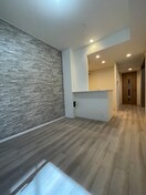 居室 ｺﾝﾌｫﾘｱ･ﾘｳﾞ博労町一丁目Q