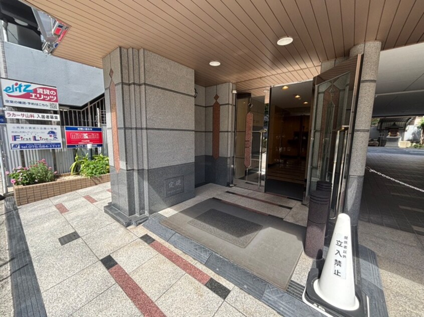 エントランス部分 ＬＡＣＡＳＡ山科