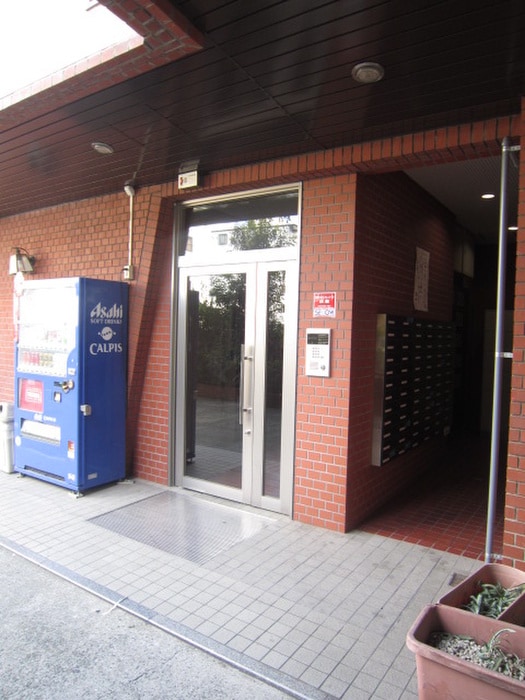 エントランス部分 タツミ第６ハイツ新館