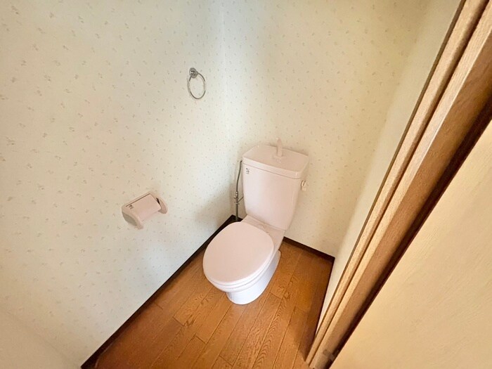 トイレ グランドメゾン　西尾