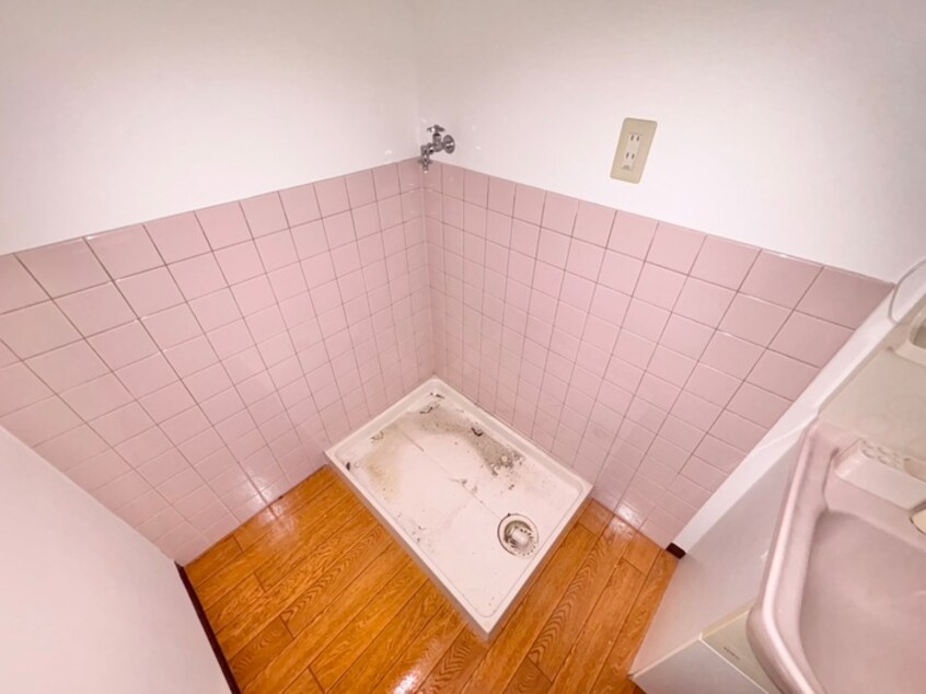 洗濯機置場 グランドメゾン　西尾