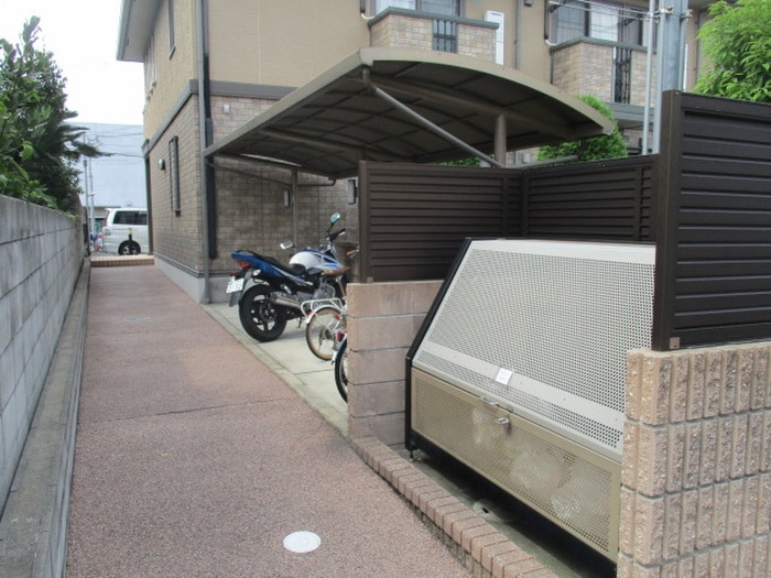 エントランス部分 ルミエール