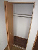 収納 クロ－バ－ハイツ