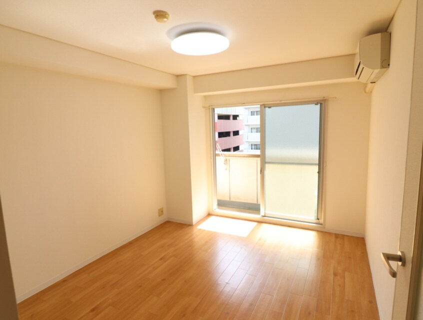 居室 フロントリバー東難波