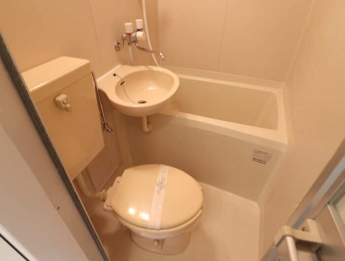 トイレ フロントリバー東難波