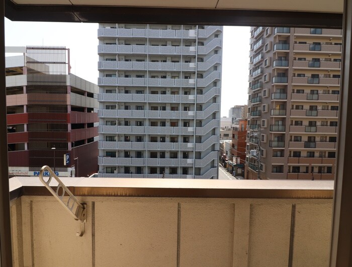 室内からの展望 フロントリバー東難波