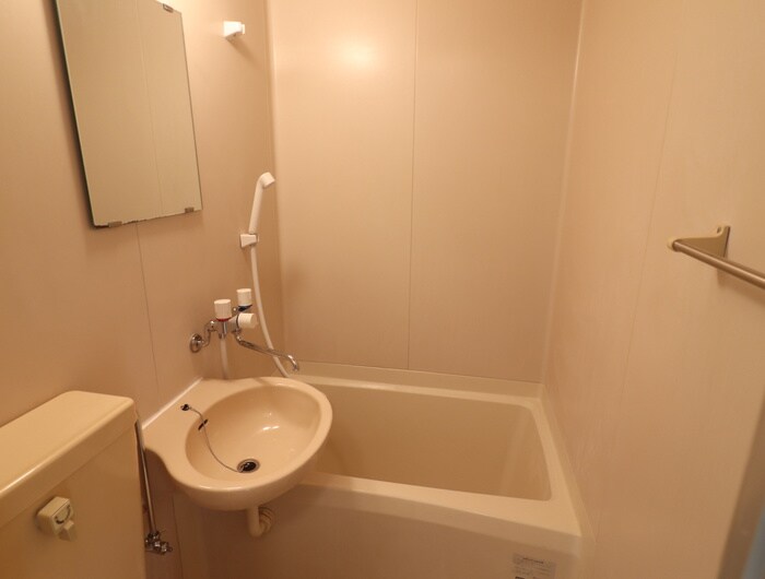 バス／シャワールーム等 フロントリバー東難波